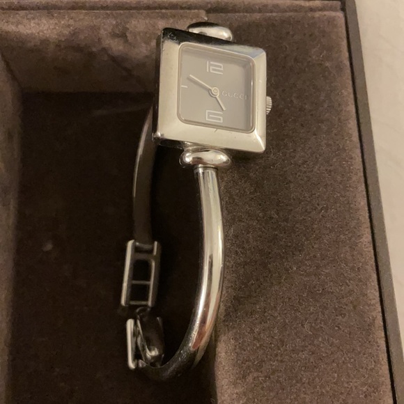 Gucci original bracelet watch - Picture 3 of 3